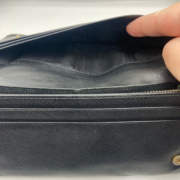 Prada Black Long Wallet - Picture 7 of 15